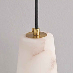 Konische Hängeleuchte aus natürlichem Alabaster aus Messing