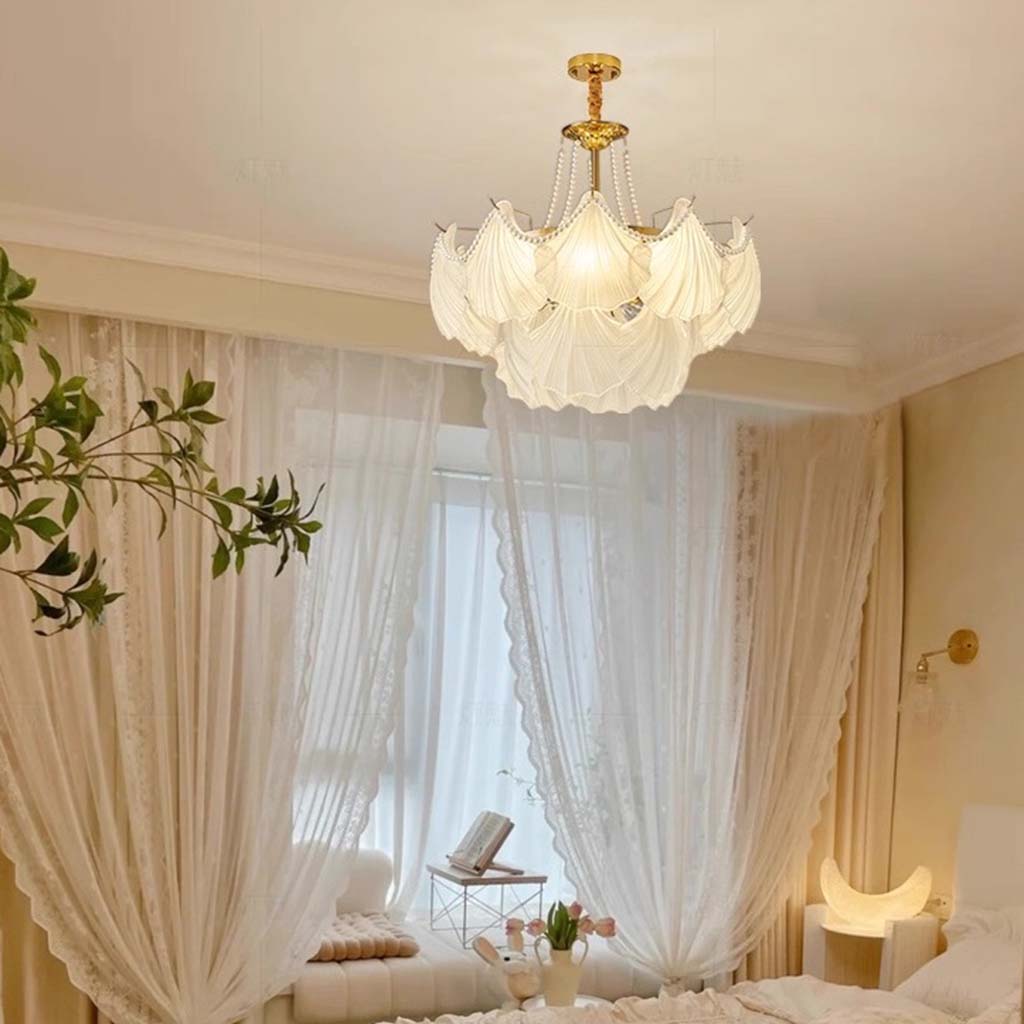 Chandelier French Romantic Tiered Glass Scallop Shell Room