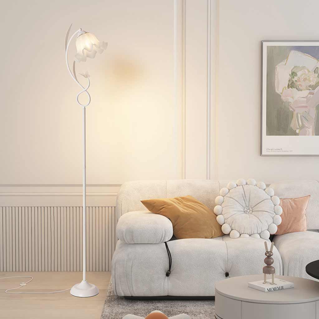 Cremefarbene Stehlampe mit Maiglöckchen-Blumen aus Acryl