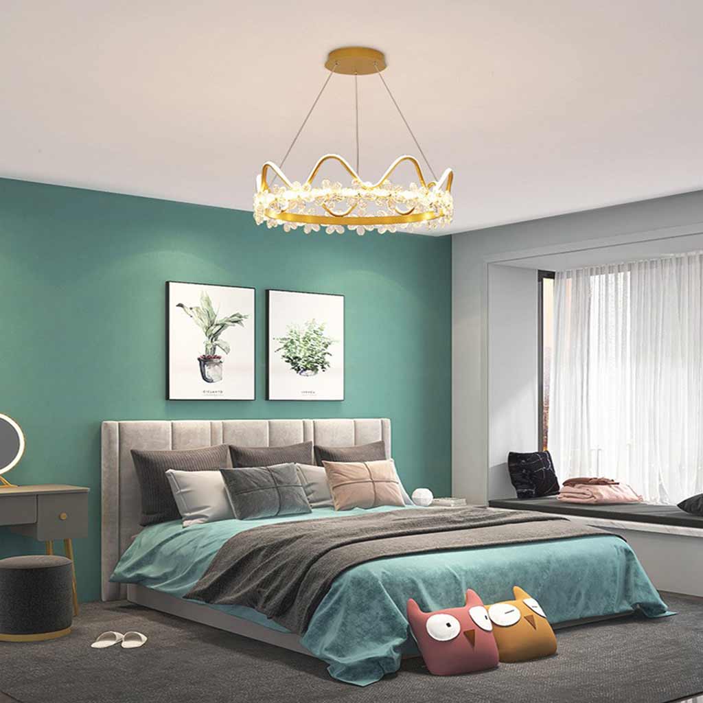 Romantic Gold / Pink Crown Girls Room Chandelier Light | VAXLAMP