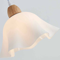 Nordic Wood Acrylic Flower Pendant Light Detail