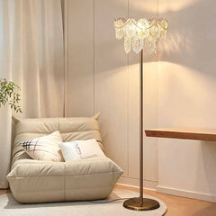 Lámpara de pie de cristal escalonada con perlas para sala de estar