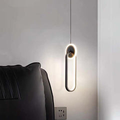 Függesztett lámpa minimalista, egyedi ovális LED-del, arany / fekete