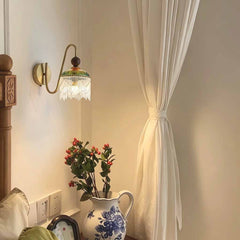Lampada da parete vintage con nappe e frange di cristallo