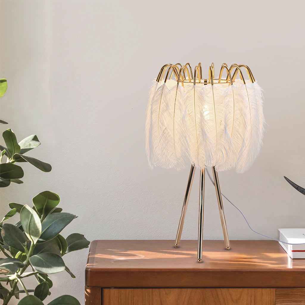 Nordic Tripod Wire Feather Table Lamp Living Room